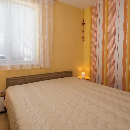 Къща за гости House Gabi 3*