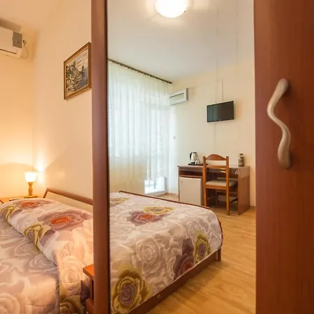 House Gabi 3* Созопол