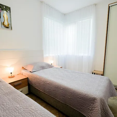 House Gabi Къща за гости Созопол